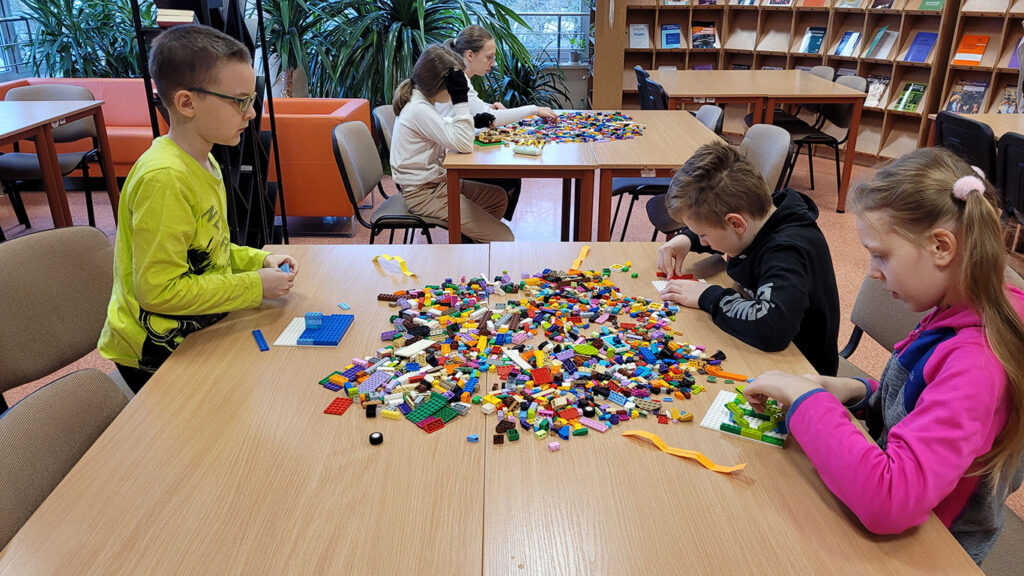 LEGO CHALLENGE w bibliotece